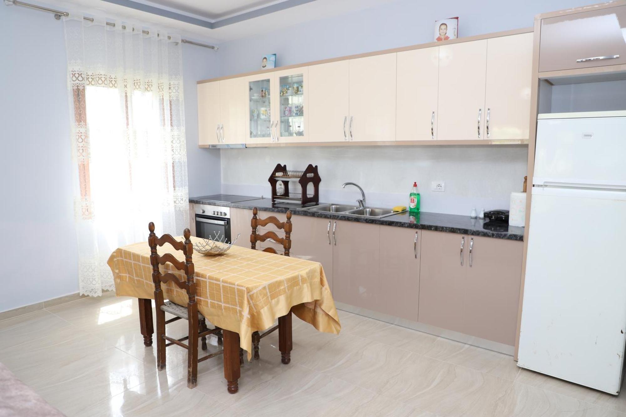 Villa Romario Berat Buitenkant foto
