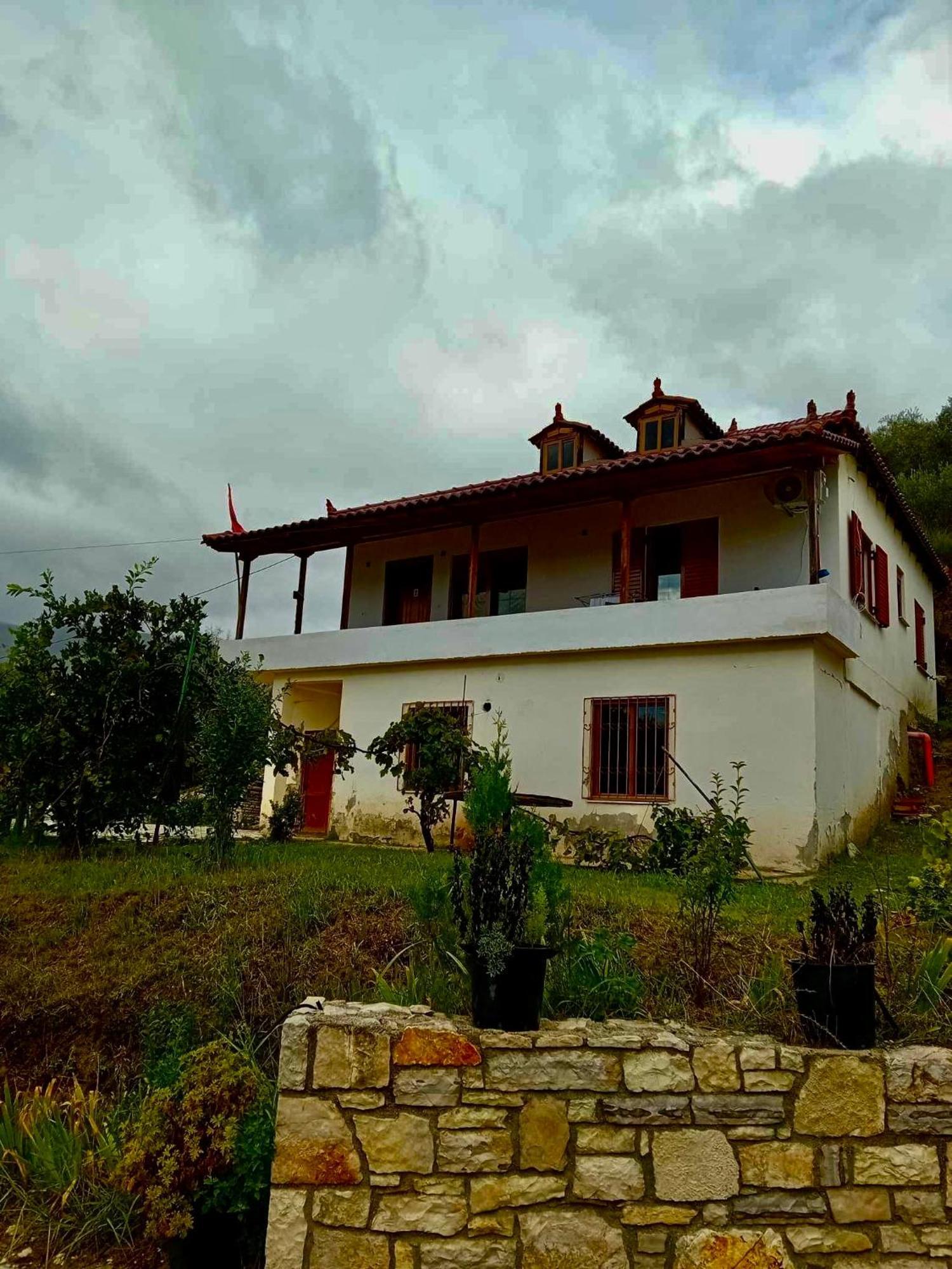 Villa Romario Berat Buitenkant foto